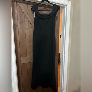 Lulus evening gown - black